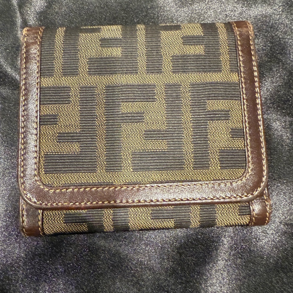 Fendi Zucca FF Canvas Compact Trifold Wallet - Picture 2 of 16